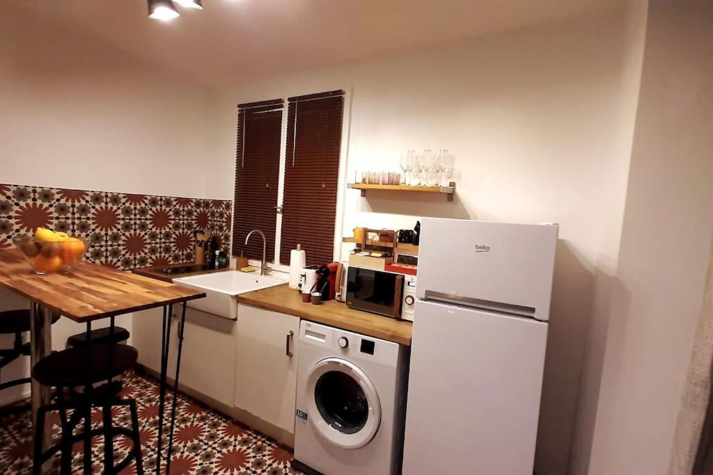 Midnight In Paris Montmartre Apartment Екстериор снимка