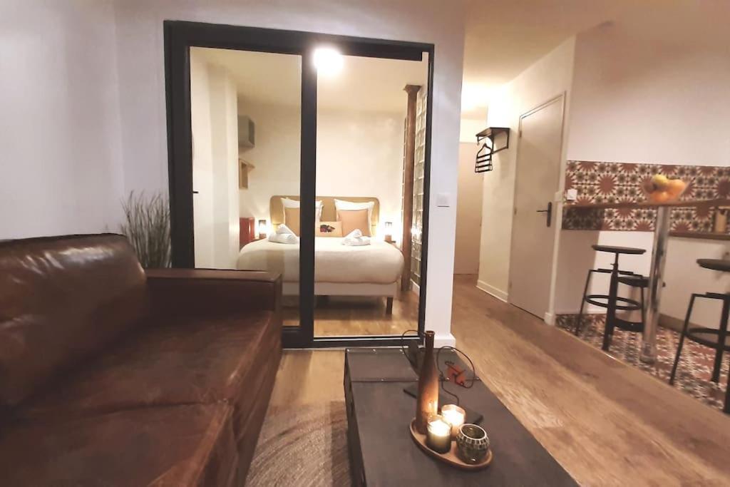 Midnight In Paris Montmartre Apartment Екстериор снимка