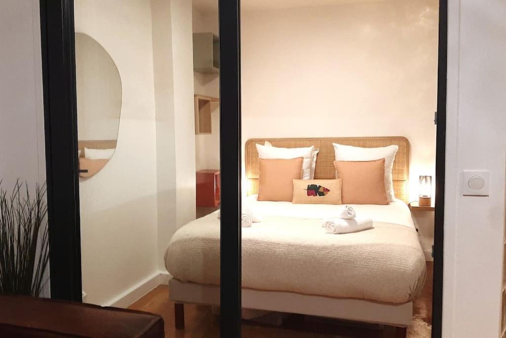 Midnight In Paris Montmartre Apartment Екстериор снимка